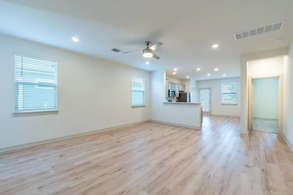 10801 Meris Lane Austin TX 78754