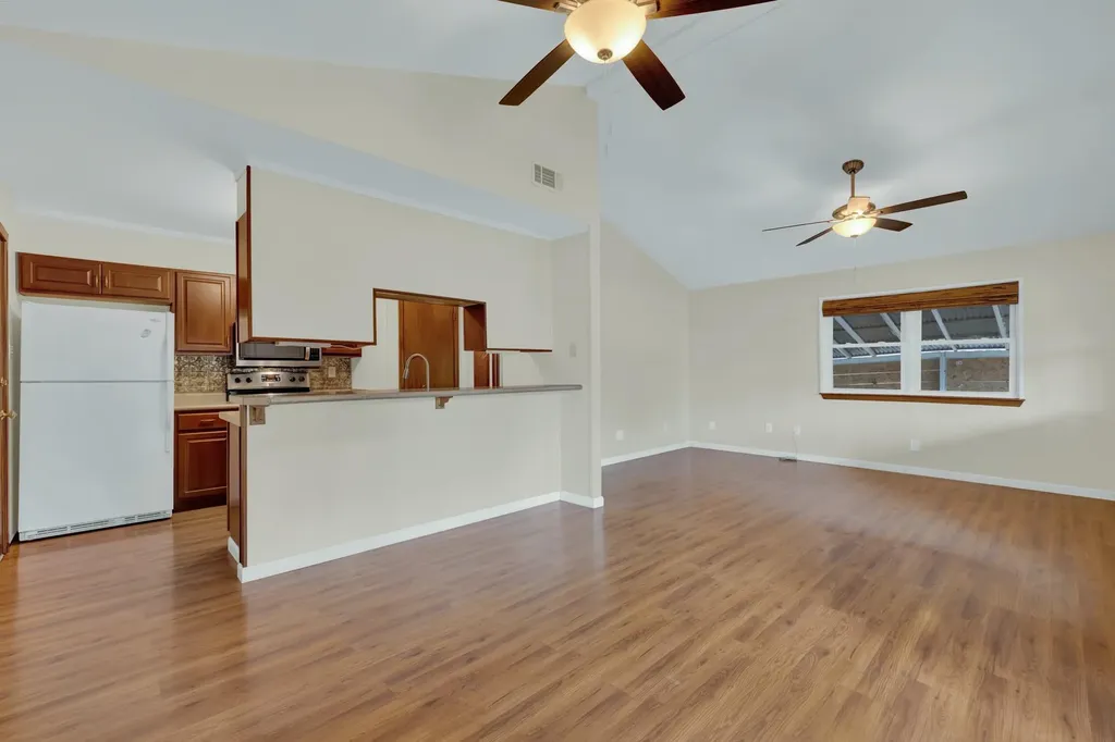 1685 Lakeview Drive Canyon Lake TX 78133
