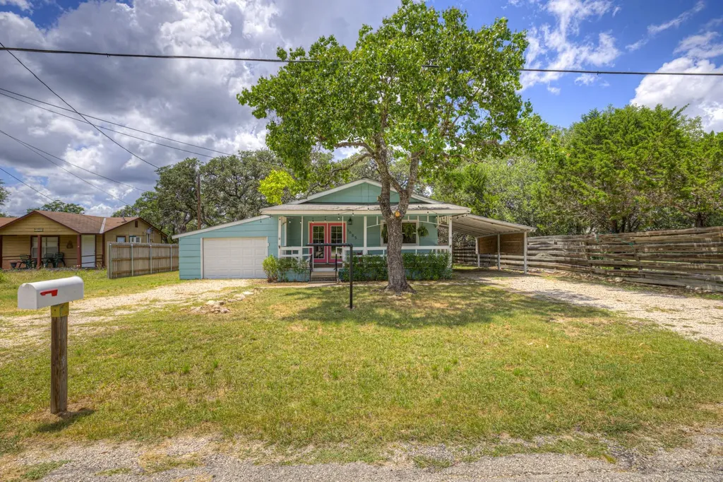 1685 Lakeview Drive Canyon Lake TX 78133