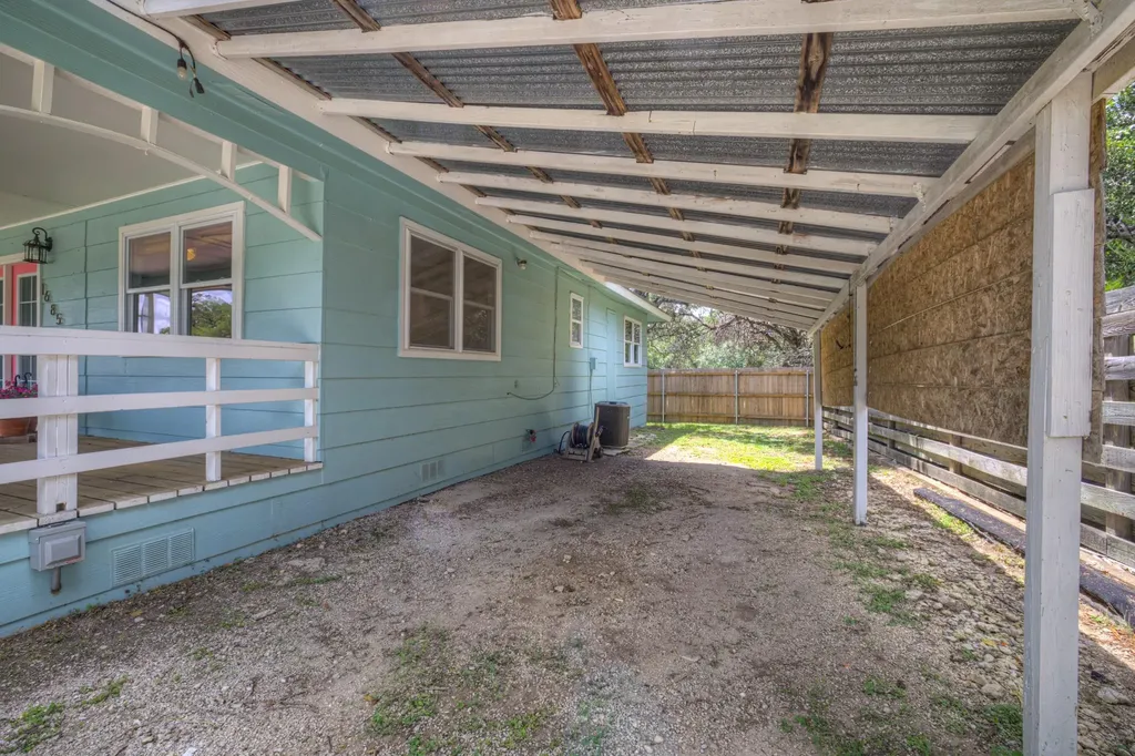 1685 Lakeview Drive Canyon Lake TX 78133