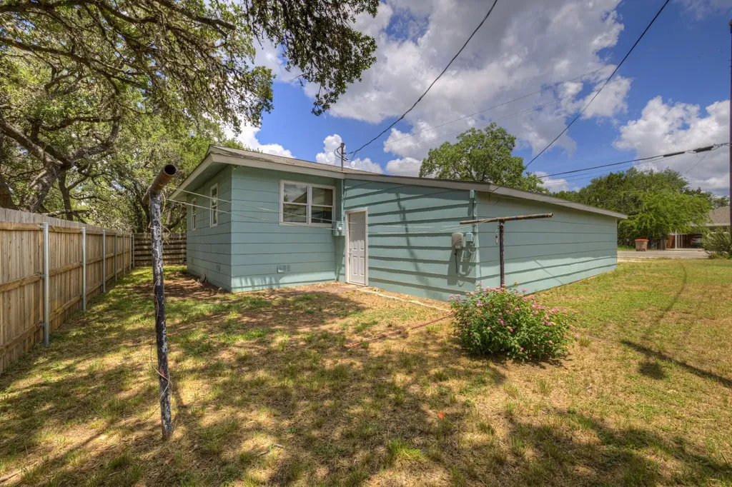 1685 Lakeview Drive Canyon Lake TX 78133