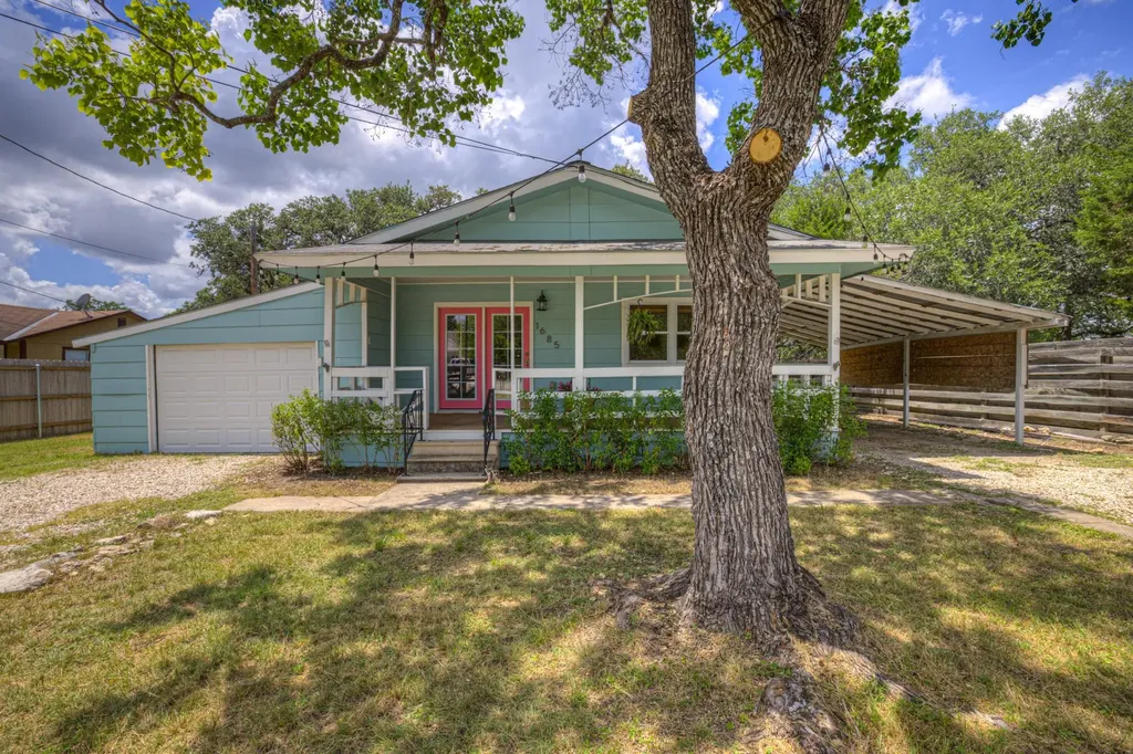 1685 Lakeview Drive Canyon Lake TX 78133