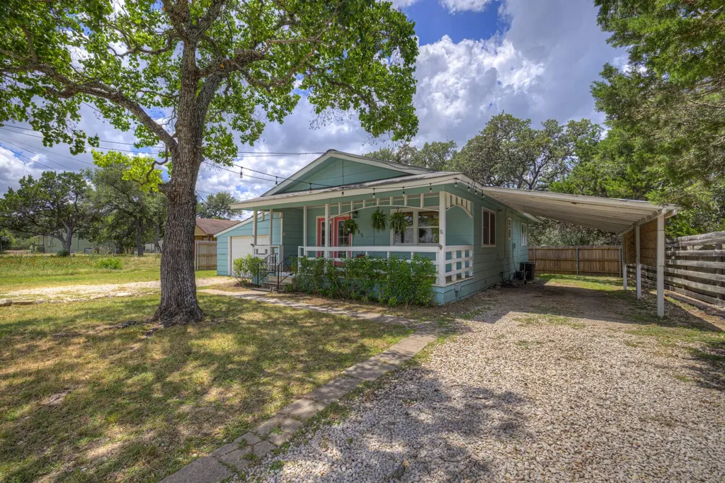 1685 Lakeview Drive Canyon Lake TX 78133