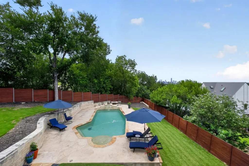 3303 Rosefinch Trail Austin TX 78746