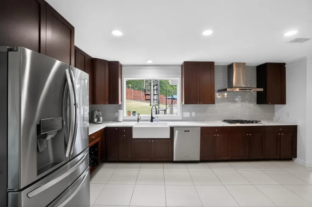 3303 Rosefinch Trail Austin TX 78746