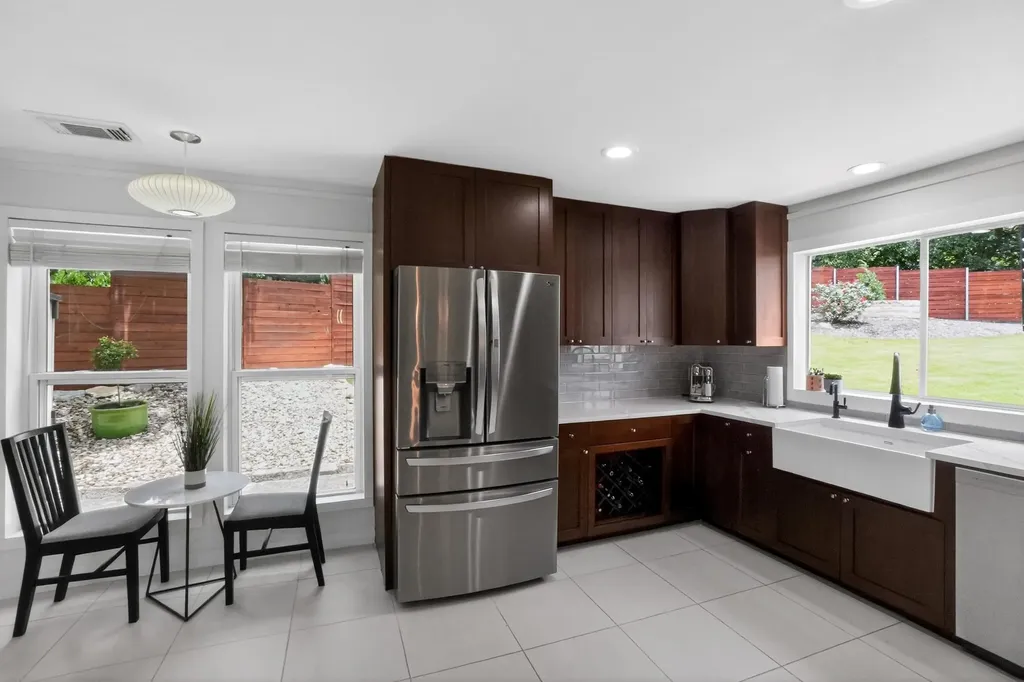 3303 Rosefinch Trail Austin TX 78746