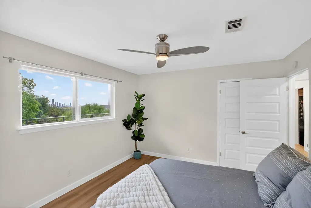 3303 Rosefinch Trail Austin TX 78746