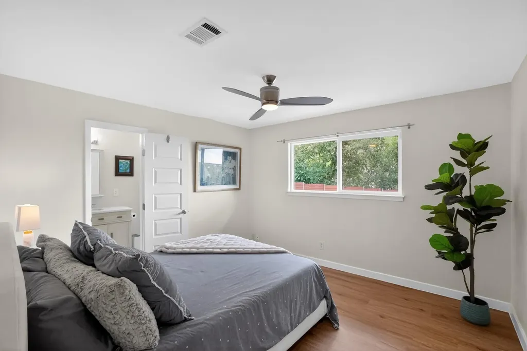 3303 Rosefinch Trail Austin TX 78746