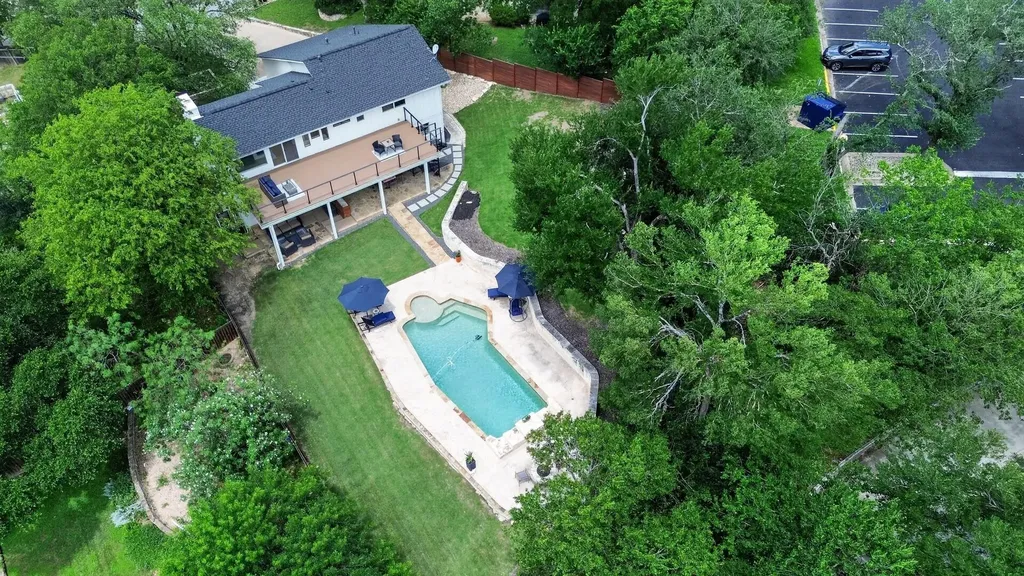 3303 Rosefinch Trail Austin TX 78746