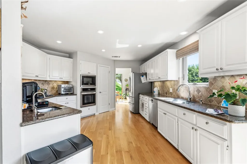 4801 Fern Hollow Austin TX 78731