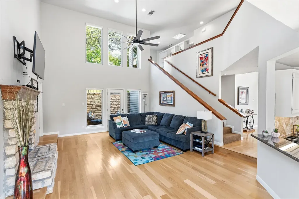 4801 Fern Hollow Austin TX 78731