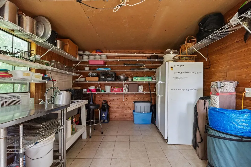 2400 Whirlaway Drive Del Valle TX 78617