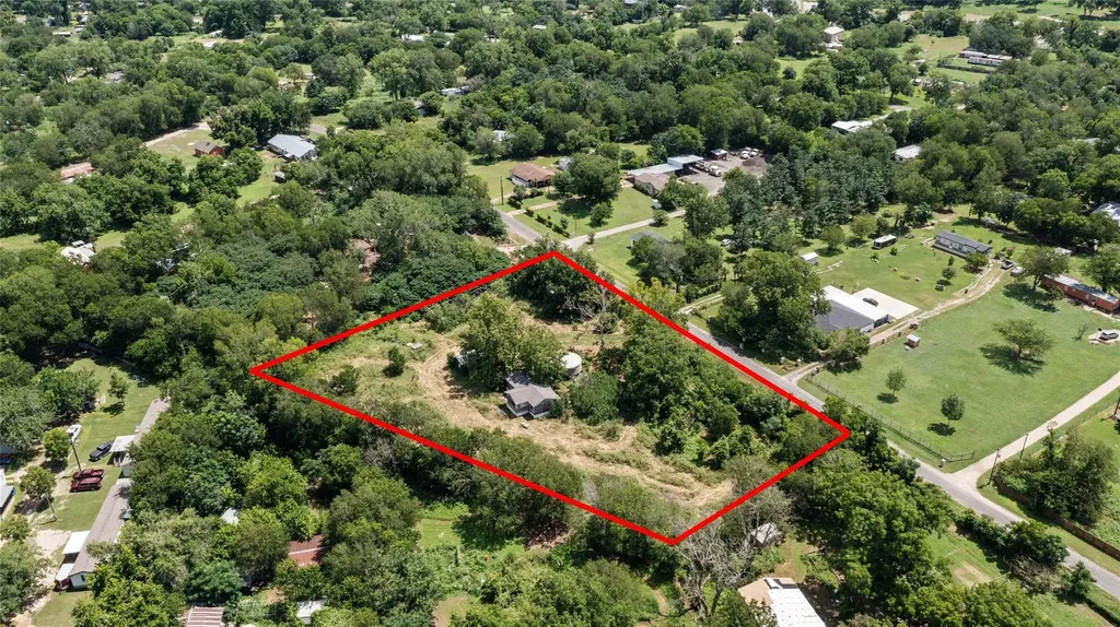 2400 Whirlaway Drive Del Valle TX 78617