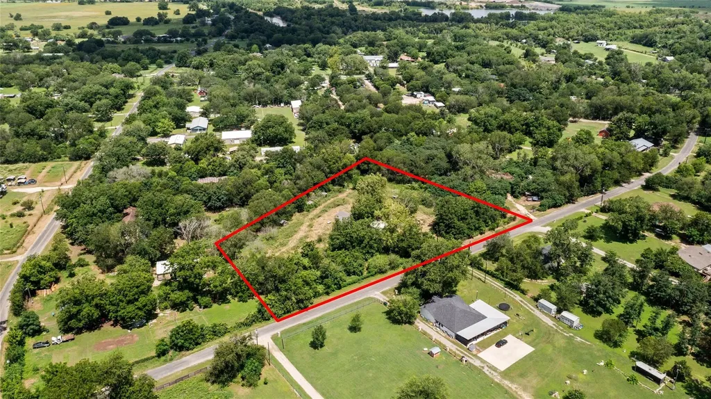 2400 Whirlaway Drive Del Valle TX 78617