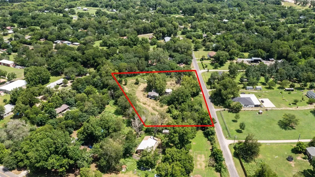 2400 Whirlaway Drive Del Valle TX 78617