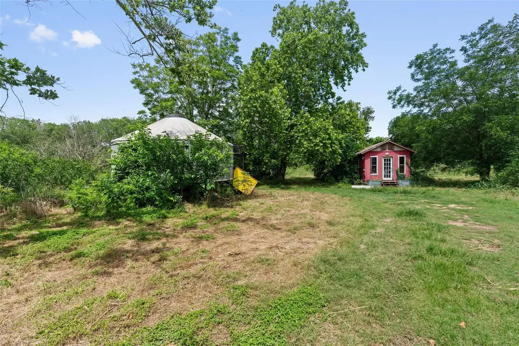 2400 Whirlaway Drive Del Valle TX 78617