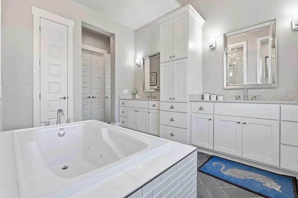 801 Serene Estates Drive Austin TX 78738