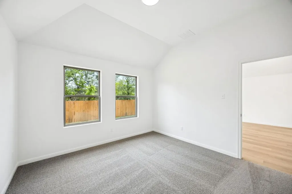 221 Hornet Street Elgin TX 78621