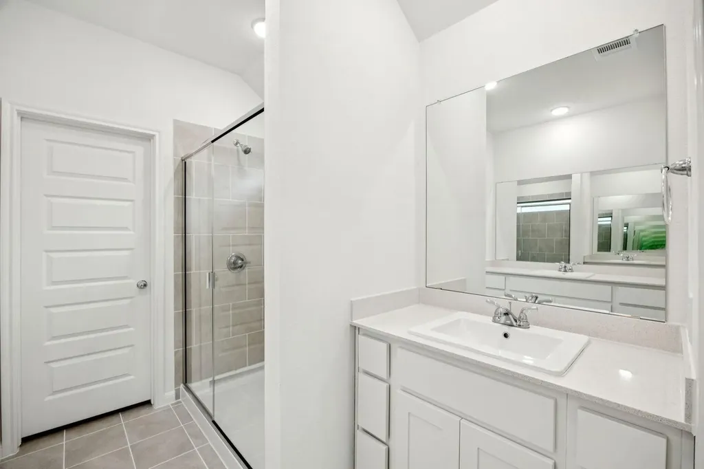 221 Hornet Street Elgin TX 78621