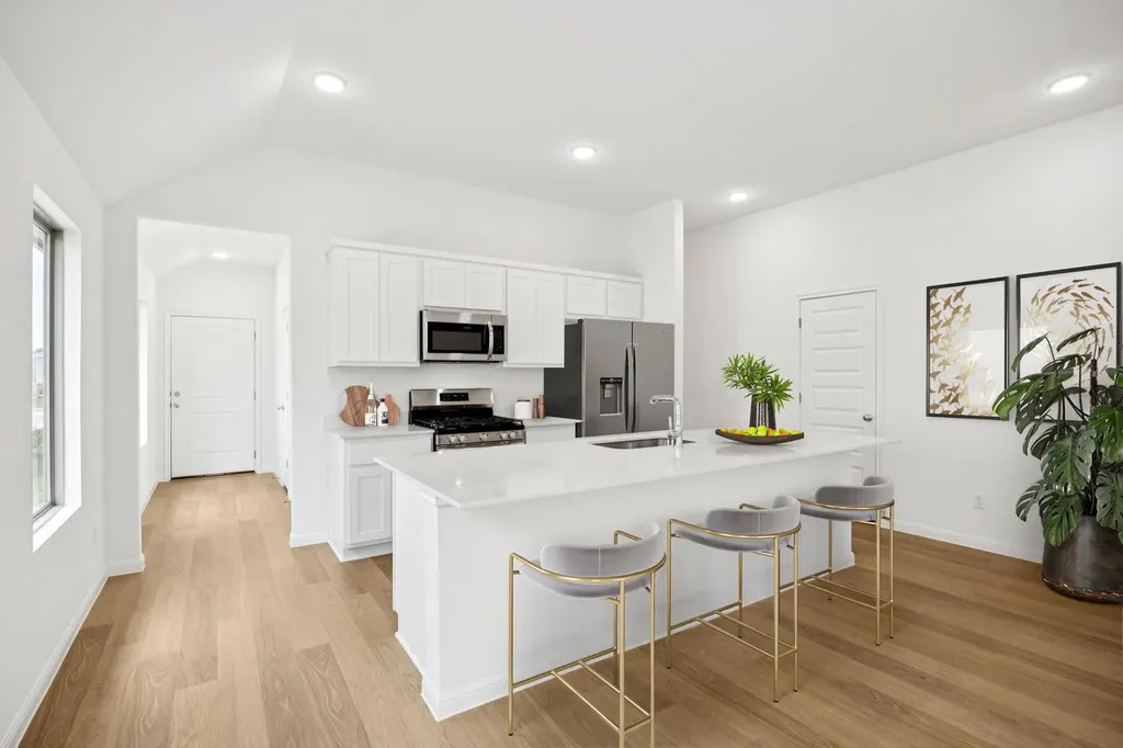 221 Hornet Street Elgin TX 78621