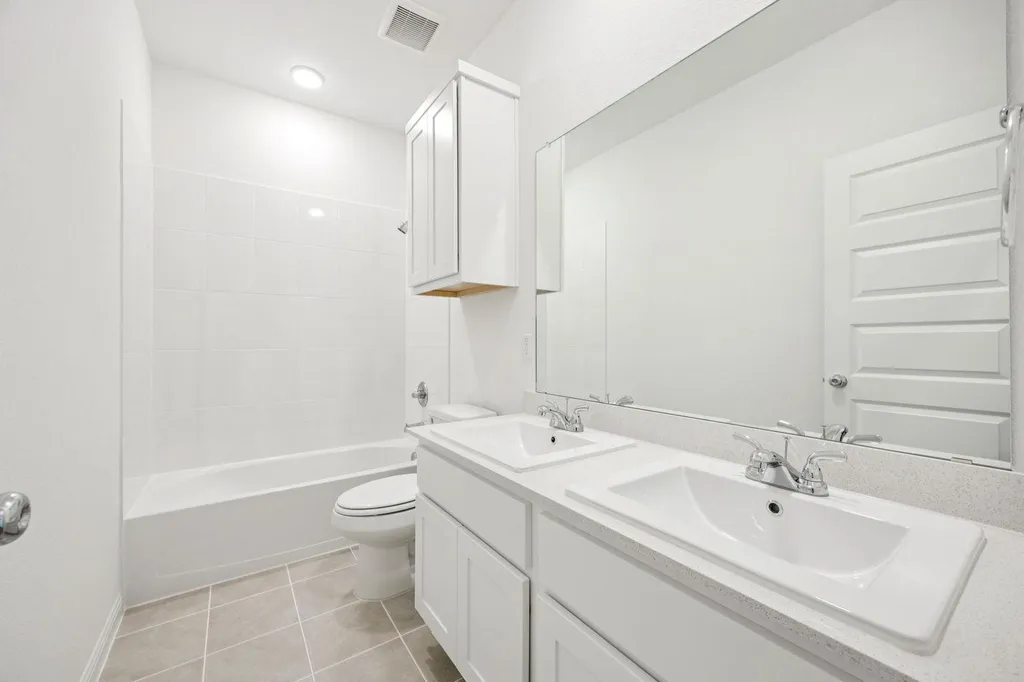 221 Hornet Street Elgin TX 78621