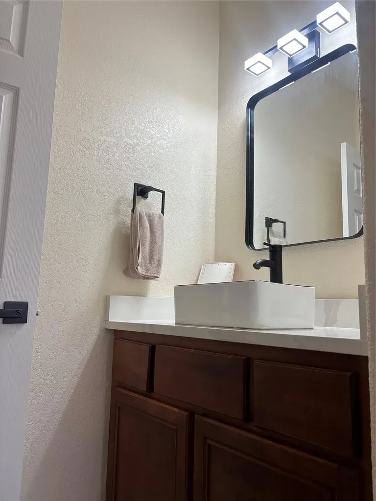 13600 Amber Dawn Court Manor TX 78653