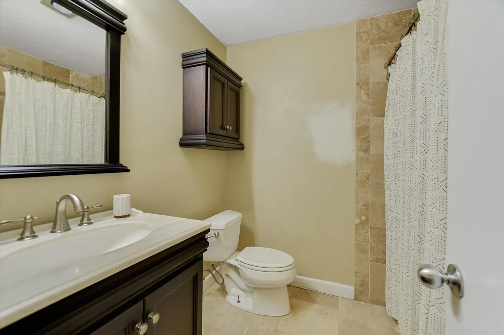 5810 Secrest Drive Austin TX 78759