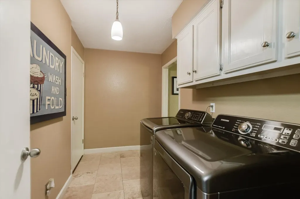 5810 Secrest Drive Austin TX 78759