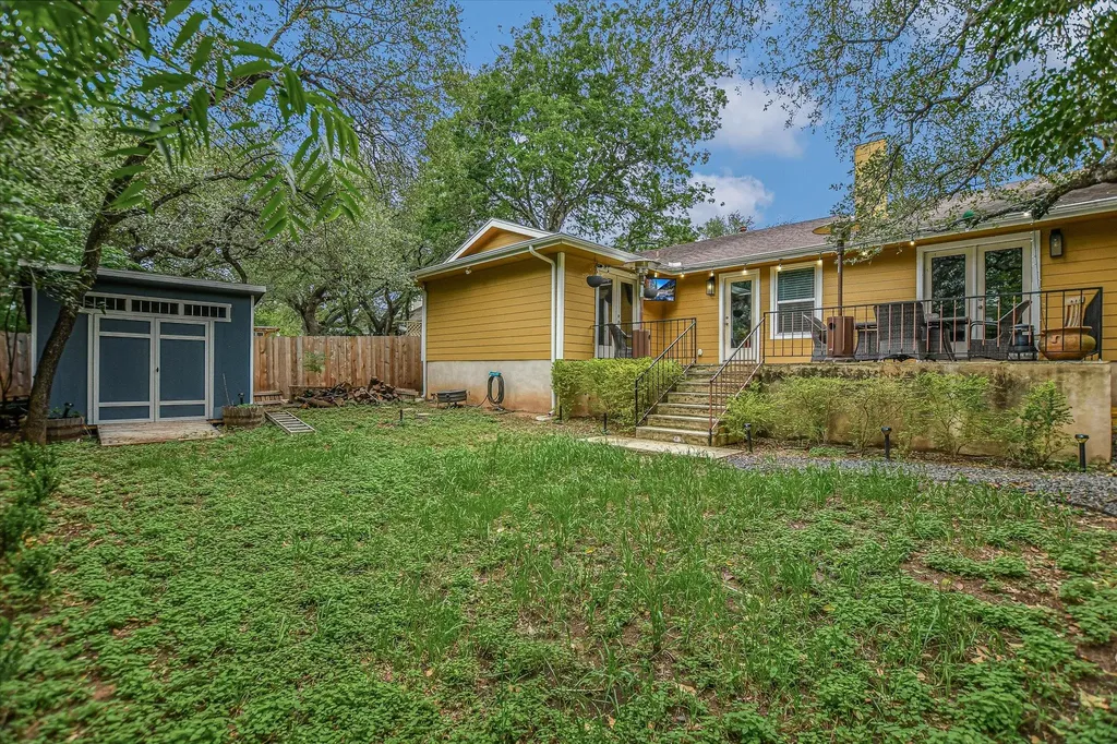 5810 Secrest Drive Austin TX 78759