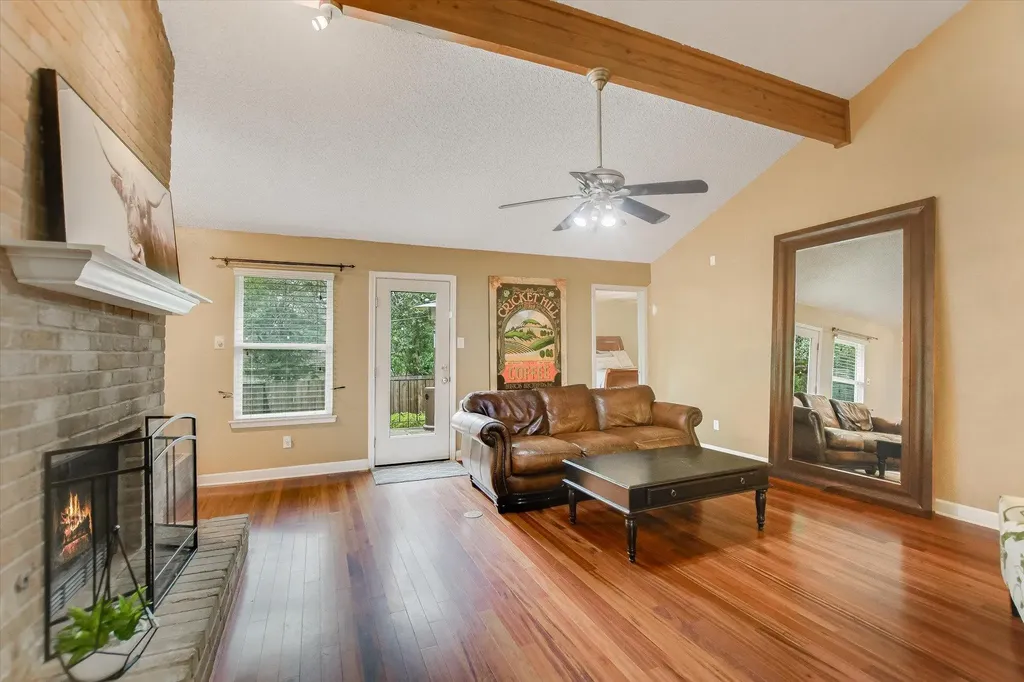 5810 Secrest Drive Austin TX 78759