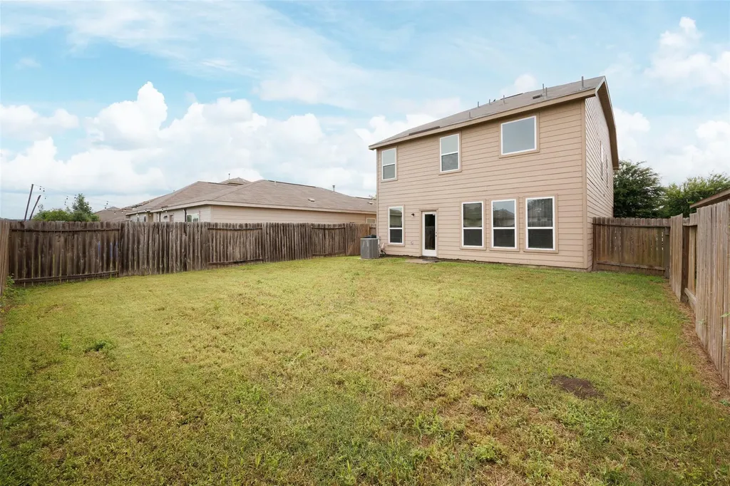 1548 Treeta Trail Kyle TX 78640