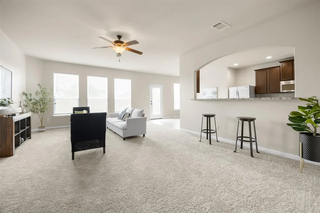 1548 Treeta Trail Kyle TX 78640