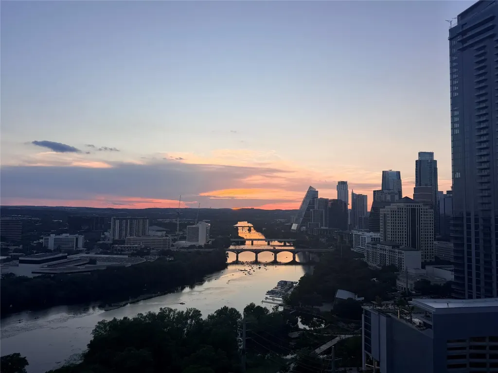 70 Rainey Street Austin TX 78701