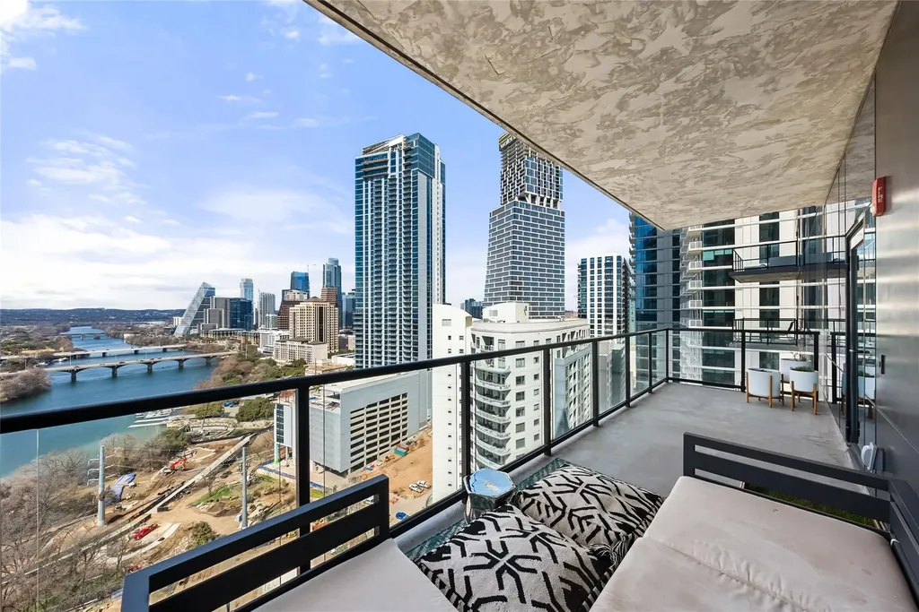 70 Rainey Street Austin TX 78701