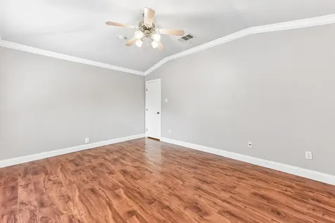 1409 Kendalia Street Austin TX 78748