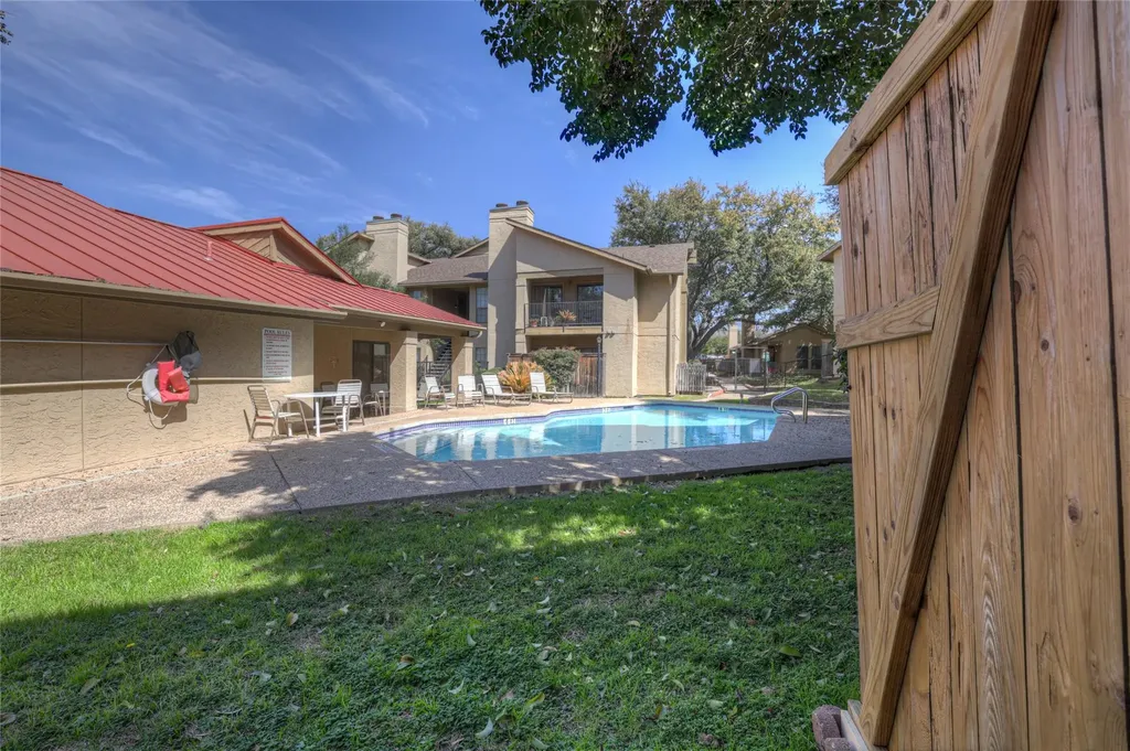 1202 Thorpe Lane San Marcos TX 78666