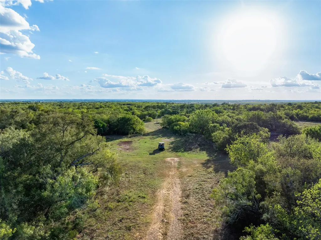 399 Seals Creek Road Lockhart TX 78644