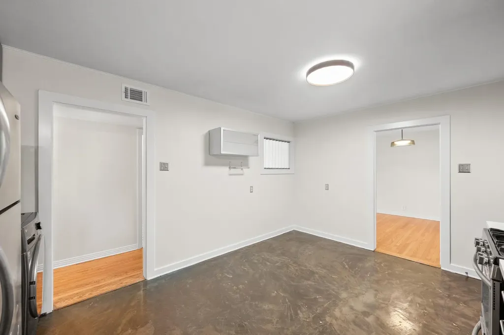 1404 Cloverleaf Drive Austin TX 78723