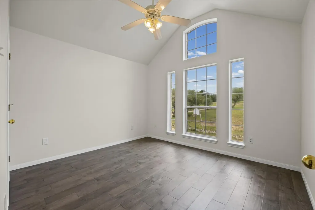 4205 Park Drive Lago Vista TX 78645
