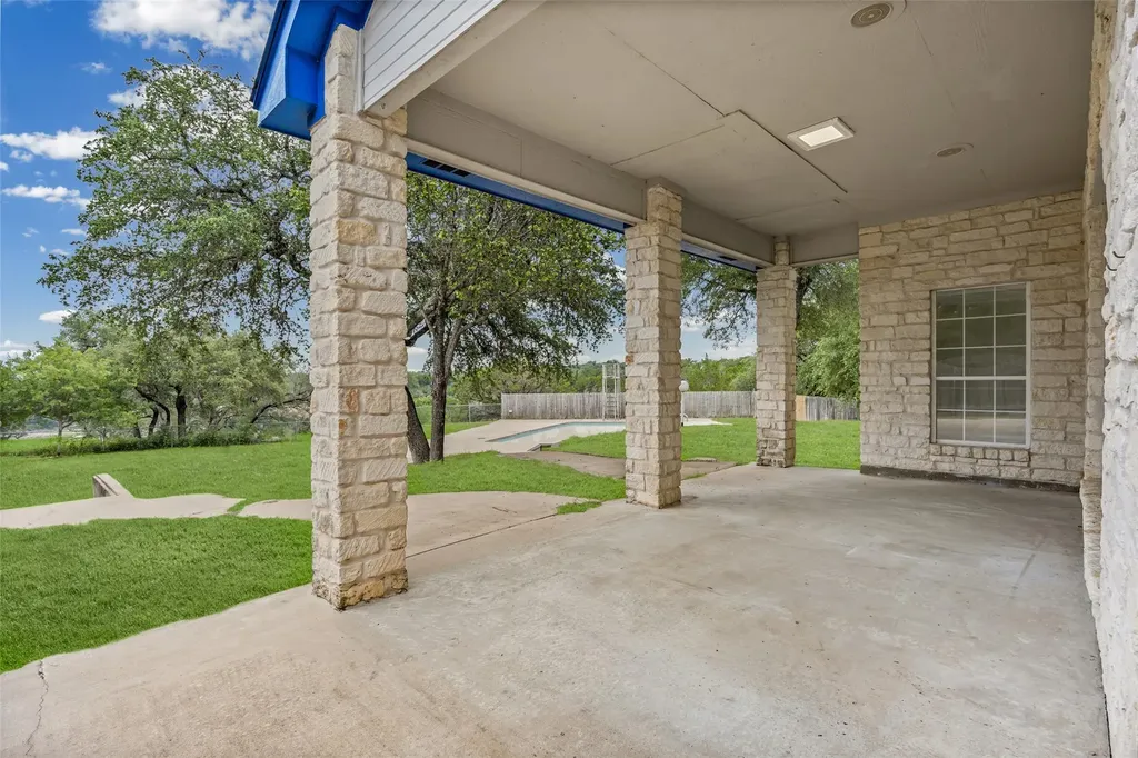 4205 Park Drive Lago Vista TX 78645