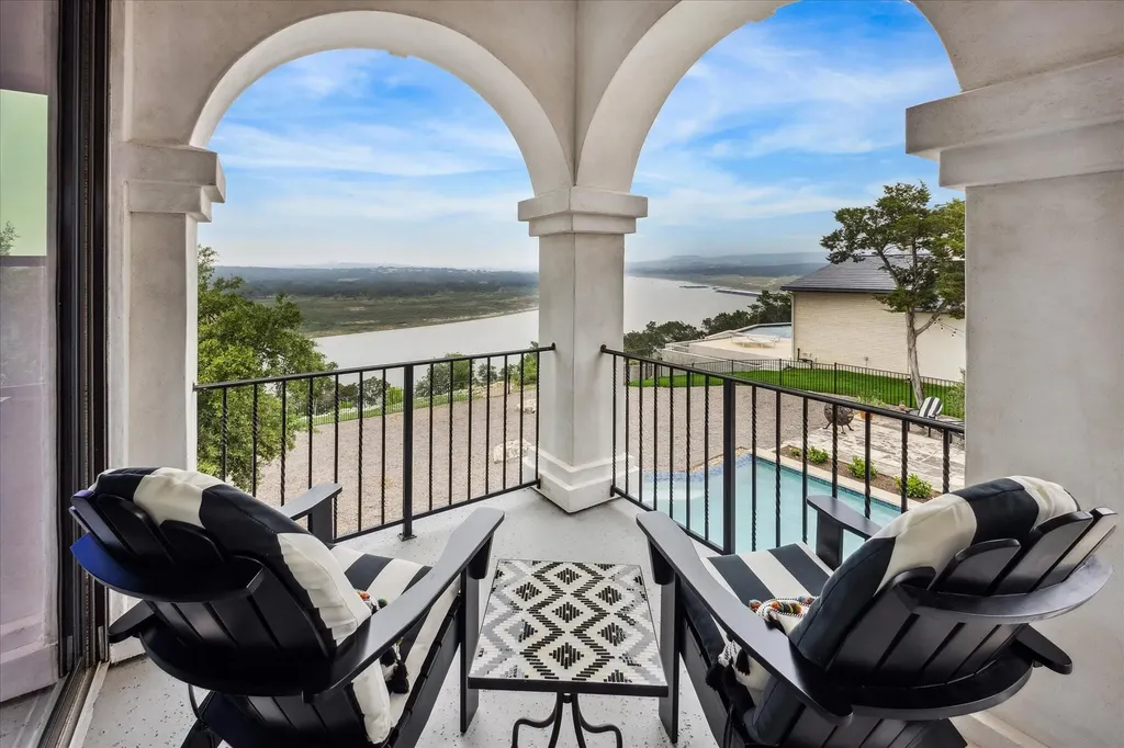 5400 Canyon Oaks Drive Lago Vista TX 78645