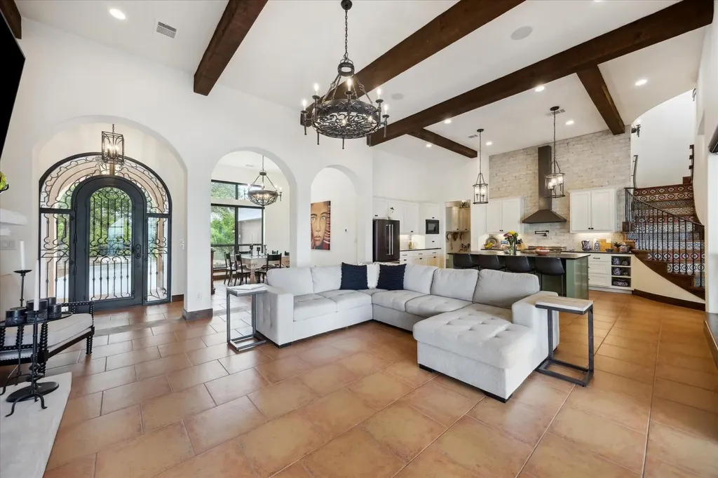 5400 Canyon Oaks Drive Lago Vista TX 78645