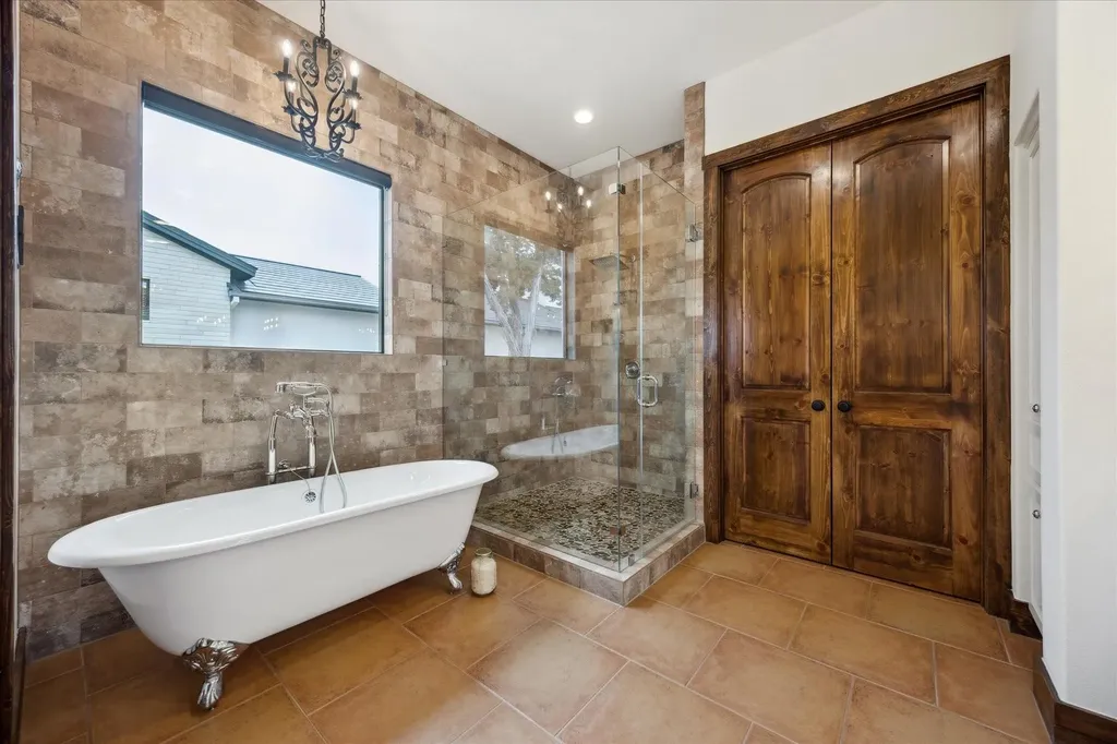 5400 Canyon Oaks Drive Lago Vista TX 78645