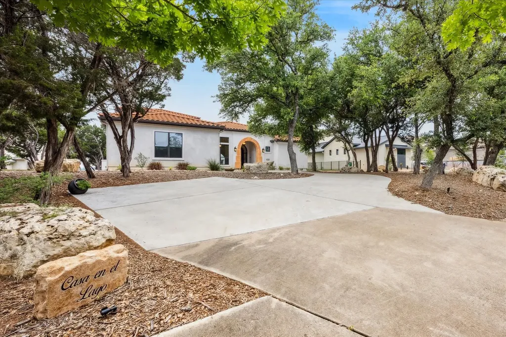 5400 Canyon Oaks Drive Lago Vista TX 78645
