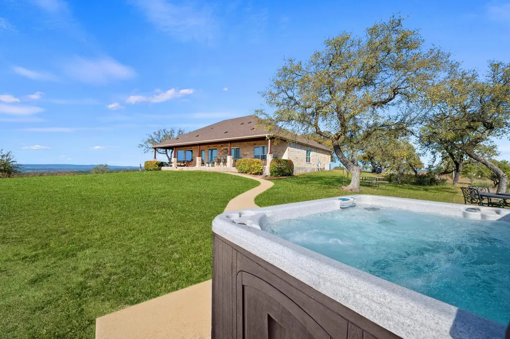 28701 Valley Road Marble Falls TX 78654