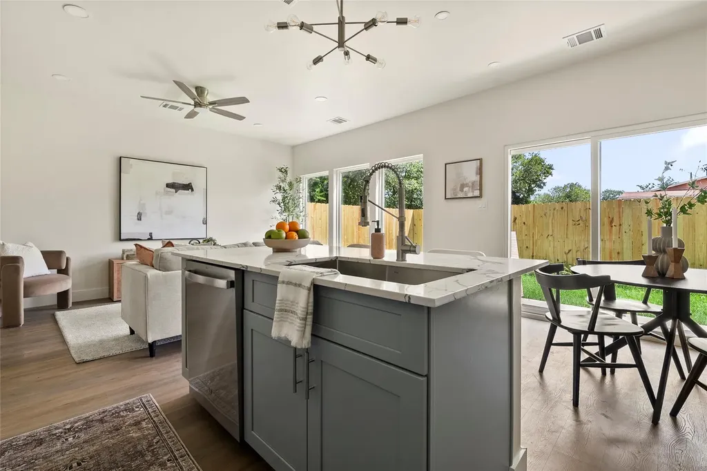 303 Hackberry Lane Austin TX 78753