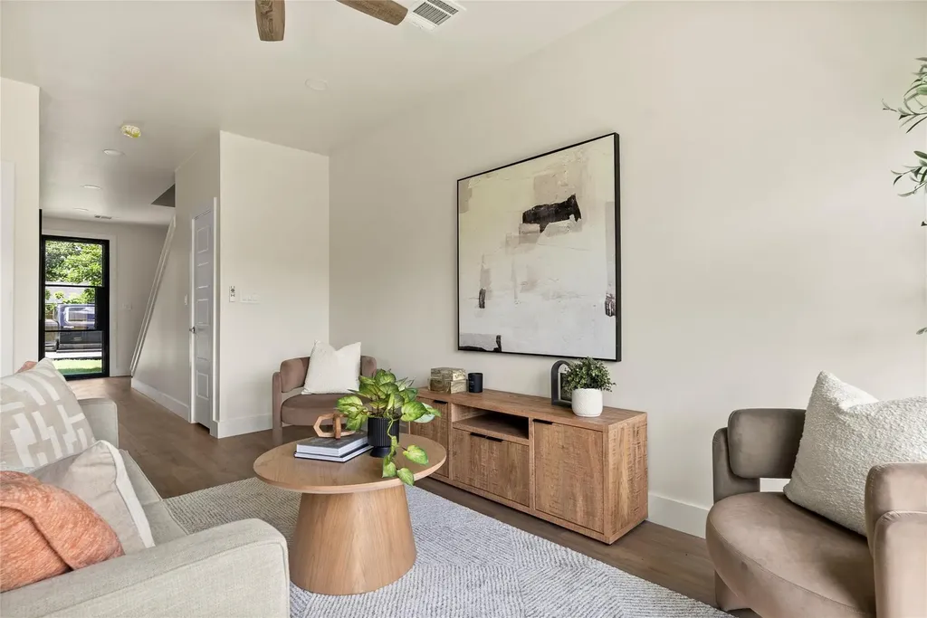 303 Hackberry Lane Austin TX 78753
