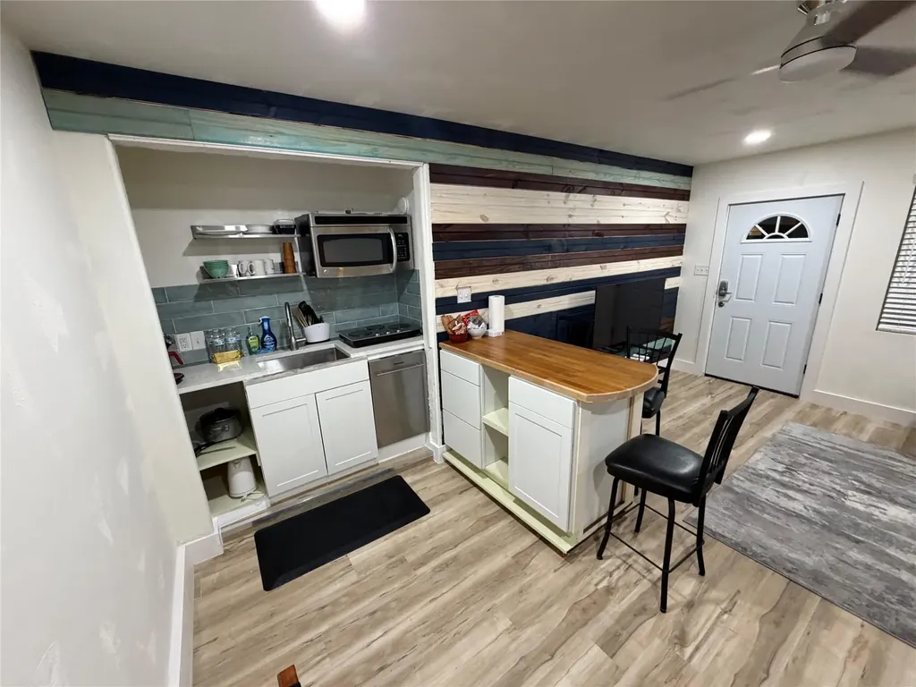 5600 Ponciana Drive Austin TX 78744