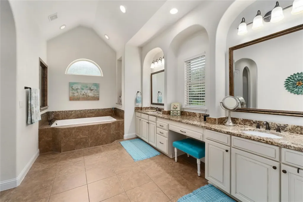 9400 Stratus Drive Dripping Springs TX 78620