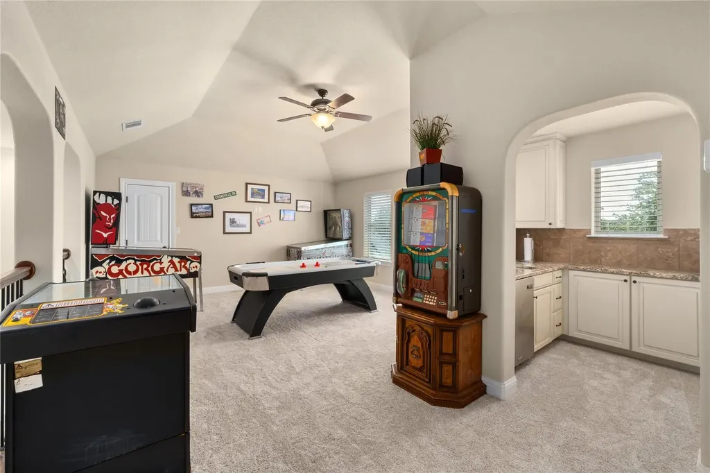 9400 Stratus Drive Dripping Springs TX 78620